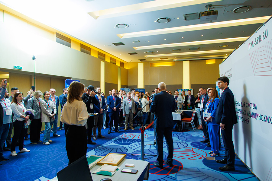 yuriy-mukhin (1).jpg